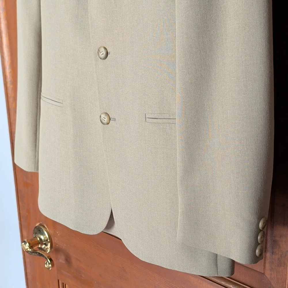 Perry Ellis Classic Tan Suit, Boys Size 16 - Picture 2 of 4